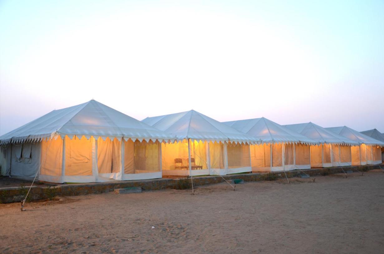 Kai Kabila Desert Camp Sam Ngoại thất bức ảnh