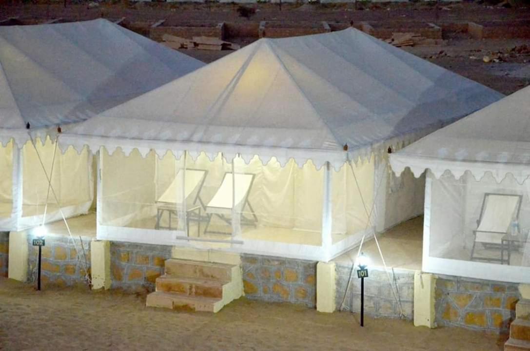Kai Kabila Desert Camp Sam Ngoại thất bức ảnh